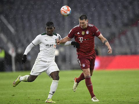 Décimé par le Covid, le Bayern battu à domicile par Mönchengladbach