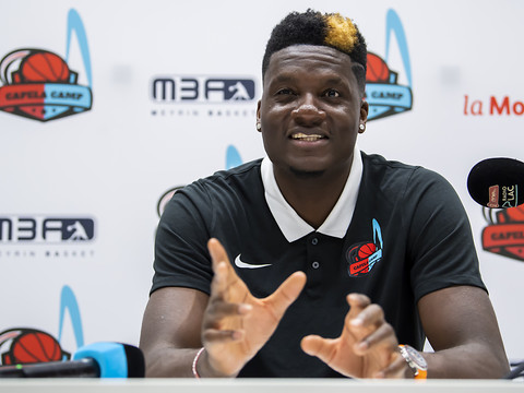 Clint Capela sur le flanc