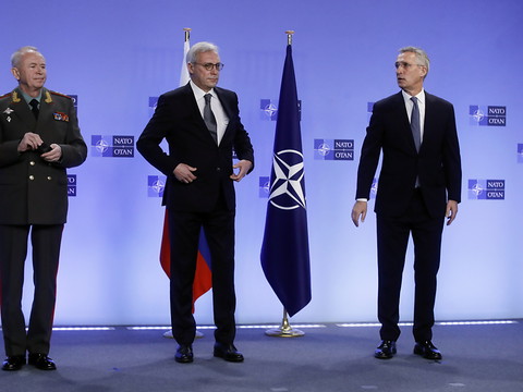 Le chef de l'Otan constate des 