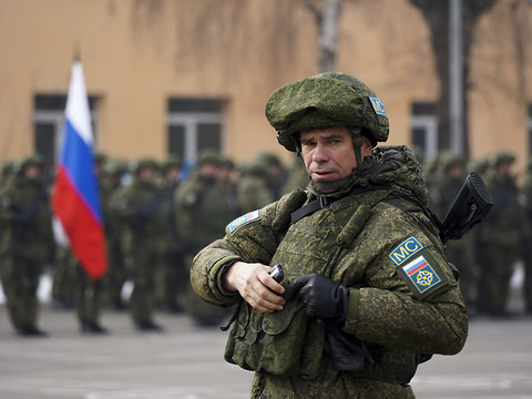 Les forces menées par la Russie lancent leur retrait du Kazakhstan