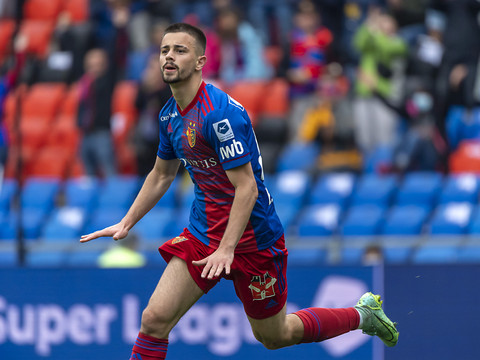 Edon Zhegrova quitte Bâle pour Lille