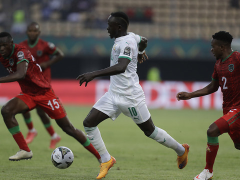 Le Sénégal encore très décevant, mais qualifié avec la Guinée
