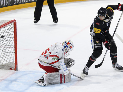 Julien Sprunger encore décisif, Genève s'en sort