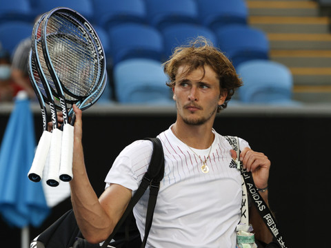 Denis Shapovaov élimine Alexander Zverev