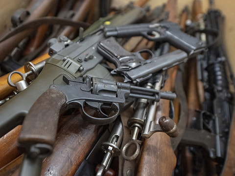 Plusieurs centaines d'armes vendues illégalement dans le Golfe
