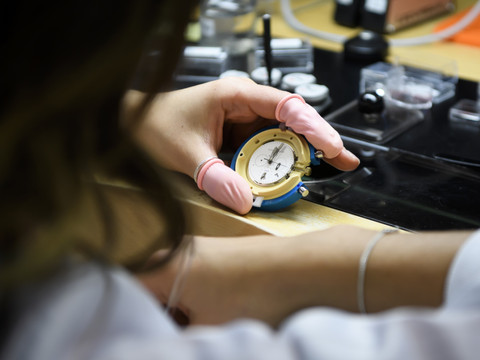 Kering cède Girard-Perregaux et Ulysse Nardin à sa direction