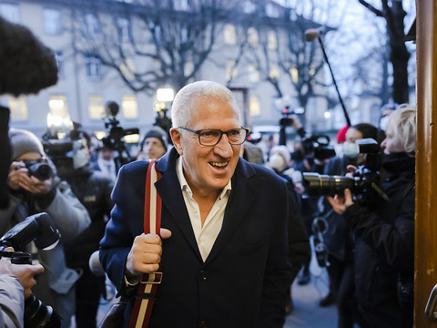 Début du procès de l'ancien patron de la banque Raiffeisen