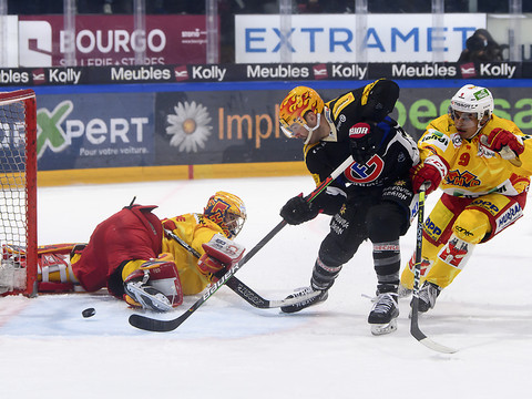 Fribourg leader à la pause olympique