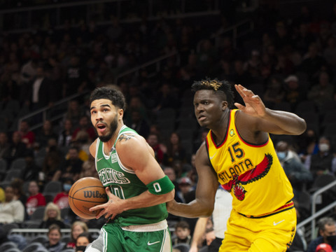 Un sixième succès de rang pour Clint Capela et les Hawks