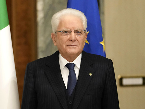 Le président italien sortant Sergio Mattarella réélu