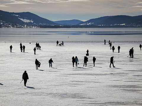 Le lac de Joux fermé à la marche et au patinage dès mardi