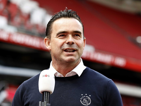 Overmars quitte l'Ajax après des messages 