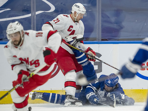 Nico et Nino marquent mais s'inclinent