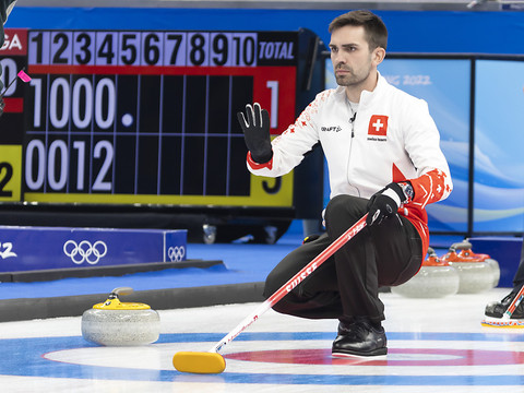 Curling: entrée en lice manquée pour les Suisses