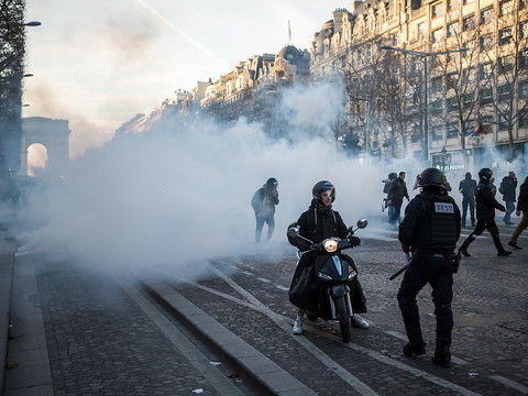 Après Paris, des convois anti-passeport en route pour Bruxelles
