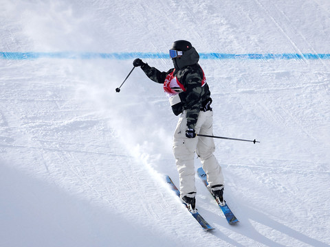 Andri Ragettli domine les qualifications du slopestyle