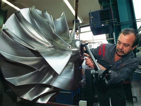 ABB envisage plusieurs options pour sa division Turbocharging