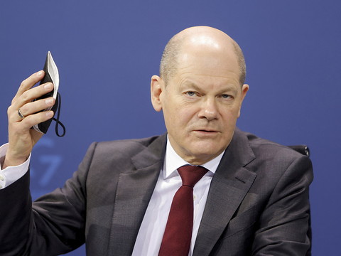Le pic d'infections passé, l'Allemagne assouplit ses restrictions