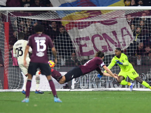 L'AC Milan, leader, perd deux points chez la lanterne rouge
