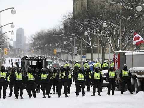 La police canadienne reprend le contrôle d'Ottawa
