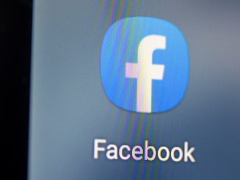 Médias proches du pouvoir russe visés par les géants de la tech