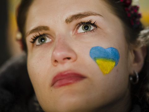 Nouveaux rassemblements pour l'Ukraine dans les villes suisses