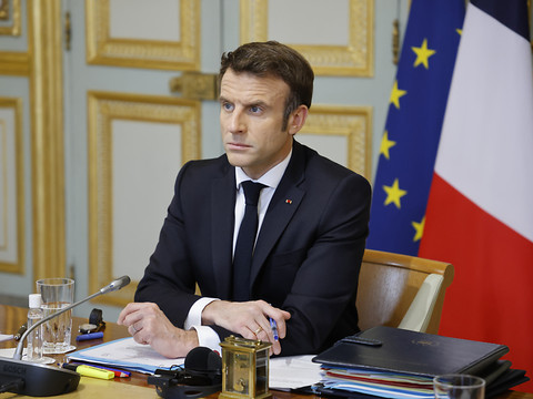 Macron lance une campagne éclair en vue d'un second mandat