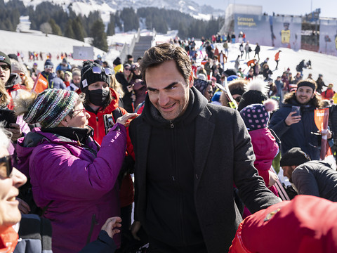 Roger Federer vise un retour à la fin de l'été