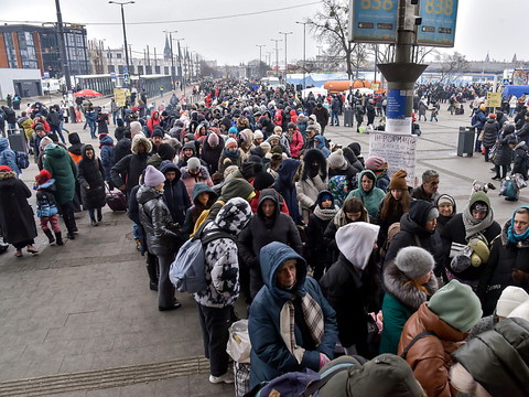 Couloirs humanitaires: Moscou annonce des cessez-le-feu locaux
