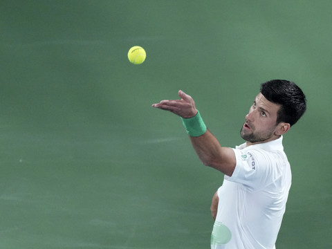 Novak Djokovic laisse planer le suspens