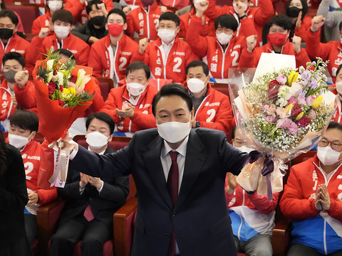 Le conservateur Yoon Suek-yeol élu président
