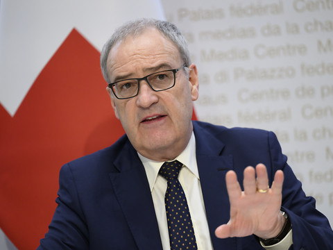 Le danger des sanctions contre les matières premières, dit Parmelin