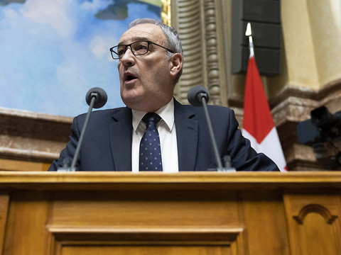 Le conseiller fédéral Guy Parmelin testé positif au coronavirus