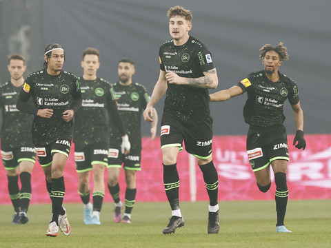 Super League: Saint-Gall donne la leçon au leader