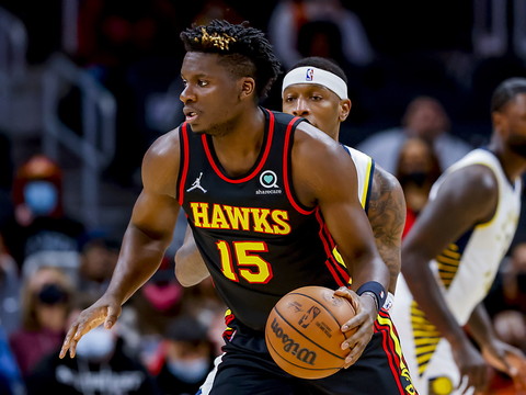 Les Hawks battus à Charlotte malgré un excellent Capela