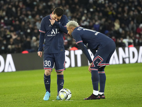 Ligue 1: les joueurs du PSG écrasent tout en matière de salaires
