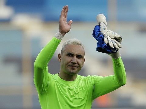 Keylor Navas accueille des réfugiés ukrainiens chez lui