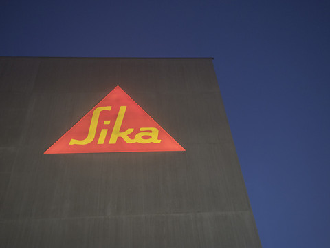 Produit de la cession de 200 millions pour Sika