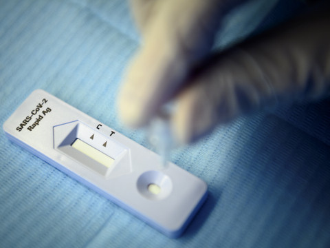 La Suisse compte 9802 nouveaux cas de coronavirus en 24 heures