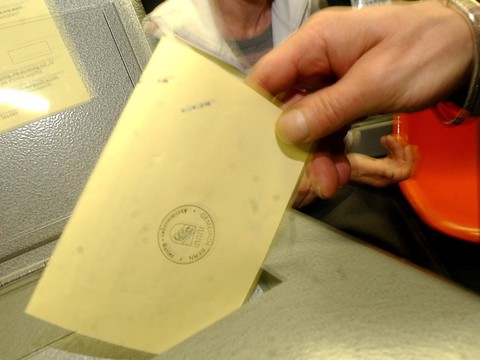 Analyse Vox: oui à la santé, réticences sur l'argent le 13 février