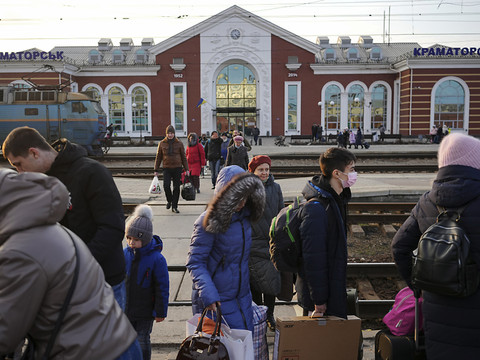 Au moins 30 morts et 100 blessés dans l'attaque sur la gare
