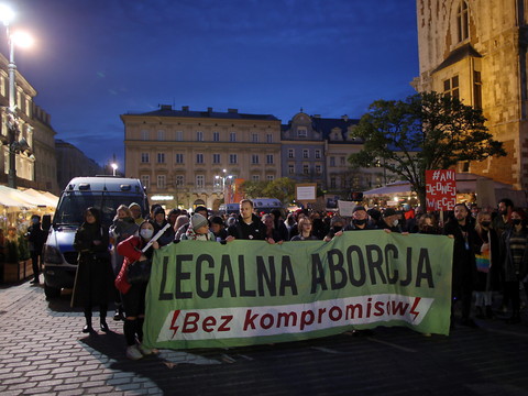 Une activiste jugée pour assistance à l'avortement en Pologne