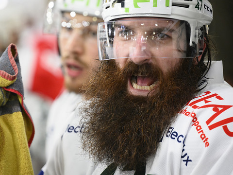 Avec quatorze équipes la saison prochaine