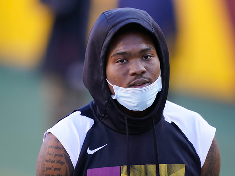 Mort d'un des quarterbacks des Steelers heurté par une voiture