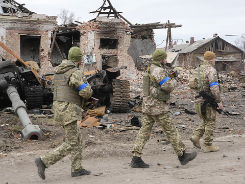 Kiev se prépare à une offensive massive dans l'est
