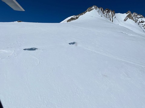 Chute dans une crevasse: un mort et deux blessés en Valais