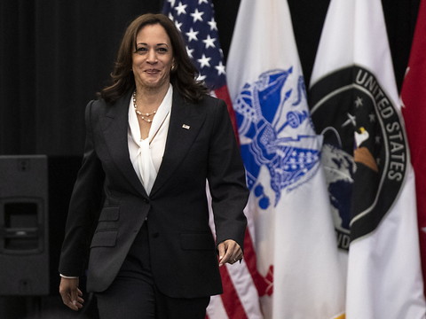 La Russie sanctionne Mark Zuckerberg et Kamala Harris