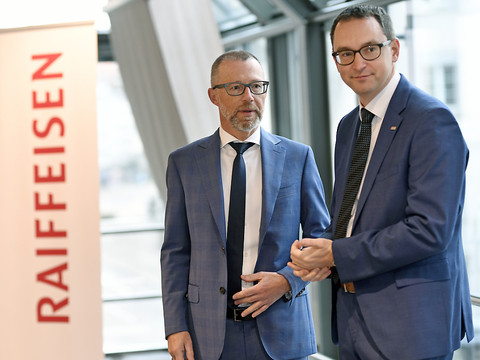 Rémunération stable pour le patron de Raiffeisen en 2021