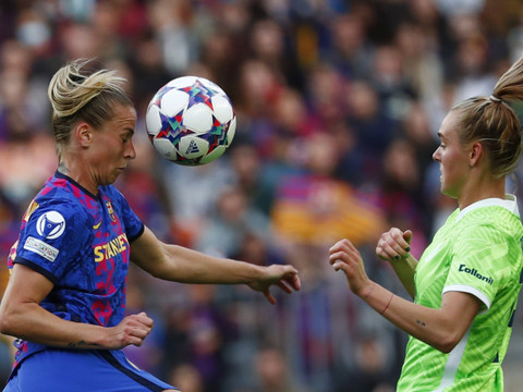 Barcelone et Crnogorcevic écrasent Wolfsburg 5-1