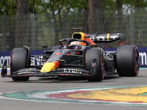 GP d'Emilie-Romagne: Verstappen gagne le sprint devant Leclerc